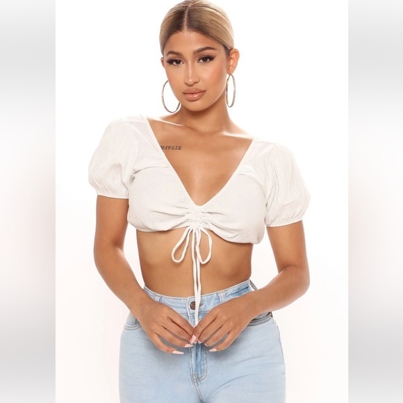 FASHION Nova White No Ifs Or Puffs Cropped Top. Size M. P - Picture 1 of 4